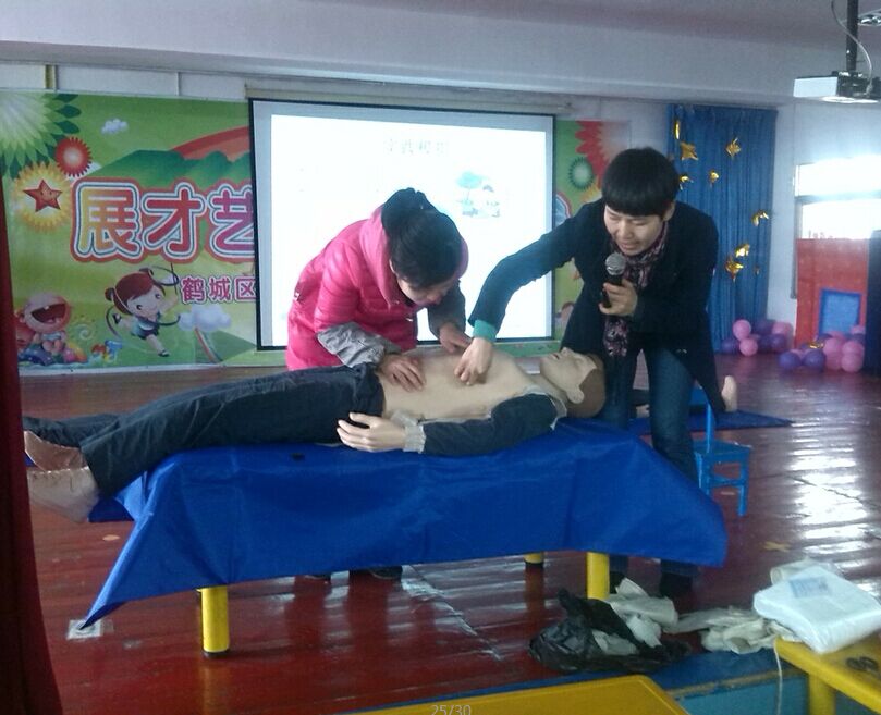 幼兒園急救實驗儀器設備使用方法 www.frondend.cn